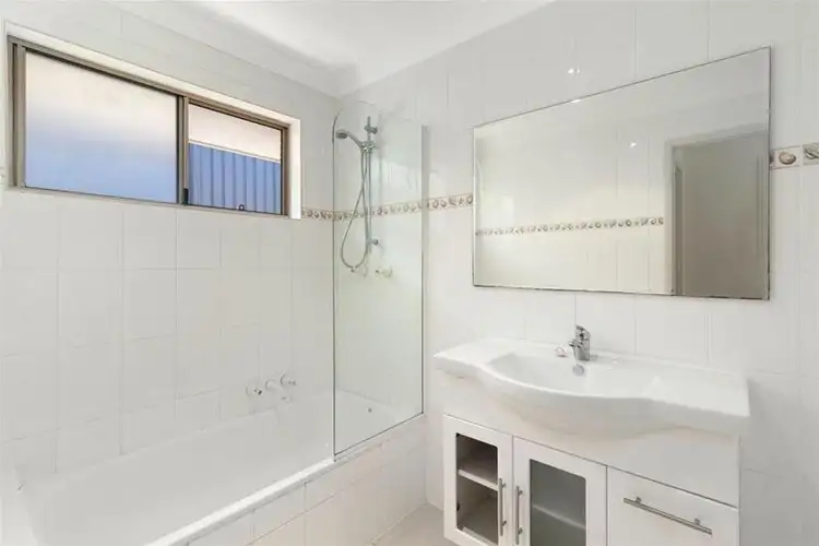 Sixth view of Homely house listing, 31 Kalmia Court, Elanora QLD 4221