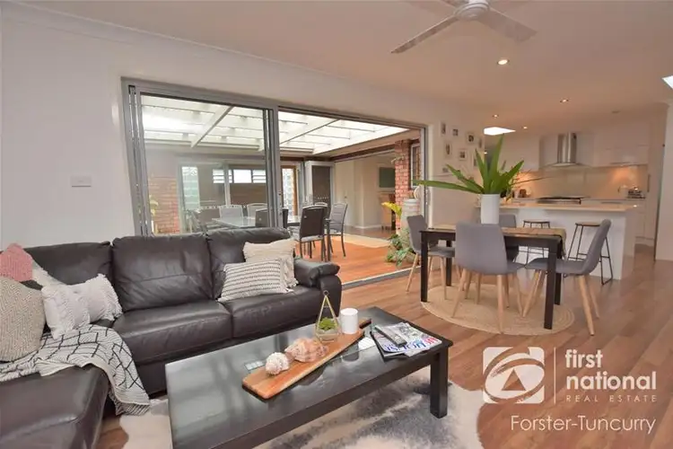 Fifth view of Homely house listing, 3 Hibiscus Place, Tuncurry NSW 2428