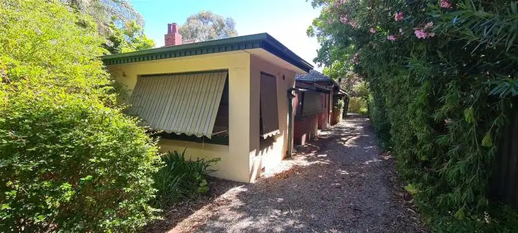 2/17 Marlborough Street