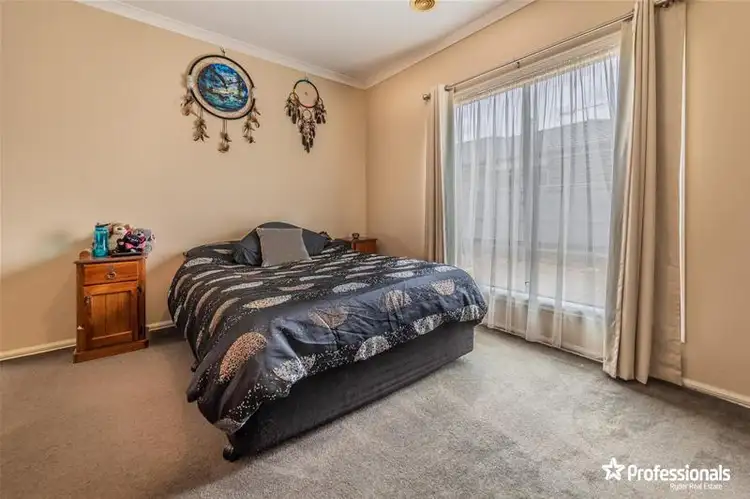 Seventh view of Homely house listing, 4 Stringybark Avenue, Brookfield VIC 3338