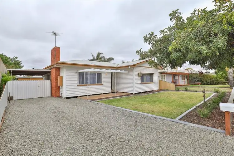 Fifth view of Homely house listing, 15 Leask Avenue, Mildura VIC 3500