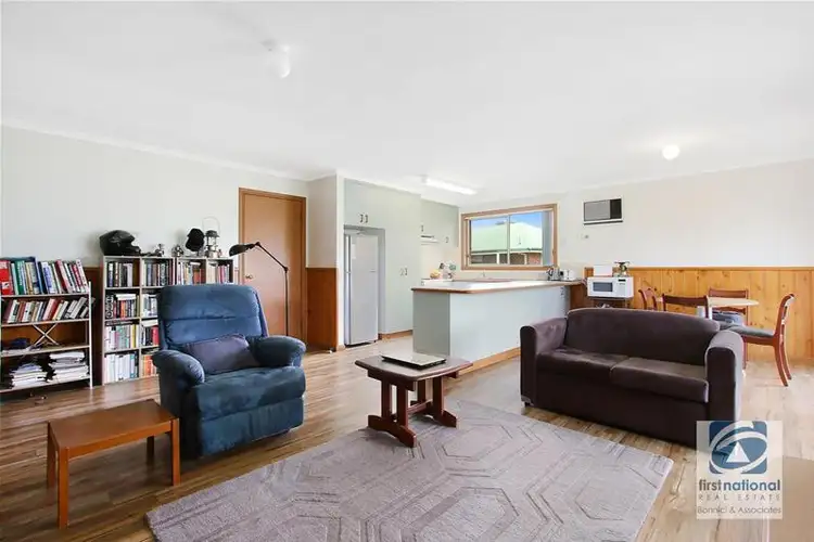 Main view of Homely townhouse listing, 2/1 Raven Court, Wodonga VIC 3690