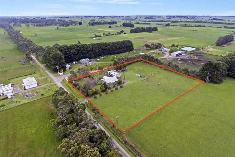 Second view of Homely house listing, 166 Wickham Road, Woolsthorpe VIC 3276