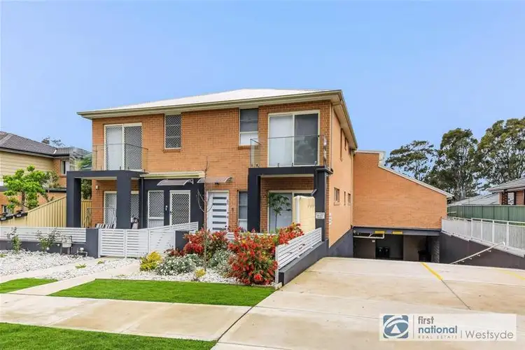 3/21 Carinya Road, Girraween NSW 2145