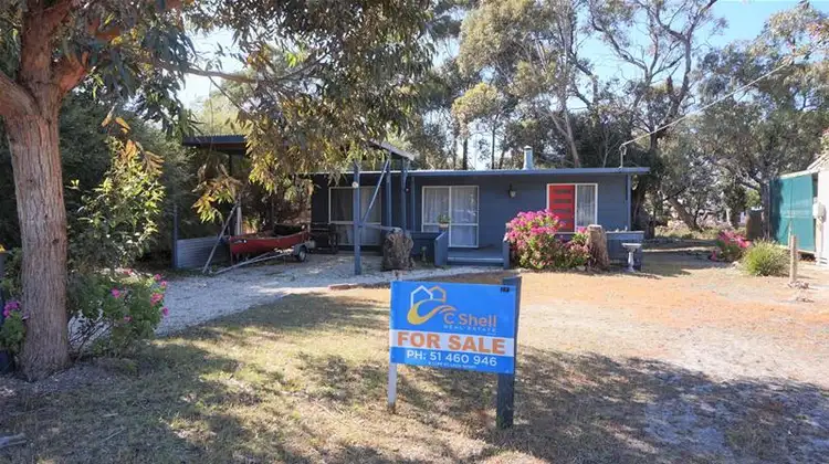 108 National Park Road, Loch Sport VIC 3851