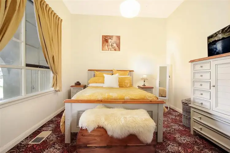 Fifth view of Homely house listing, 10 Athol Street, Wodonga VIC 3690