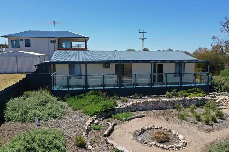 2 Souttar Terrace, Hardwicke Bay SA 5575