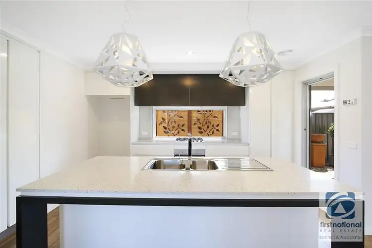 Second view of Homely house listing, 5 Hampshire Boulevard, Leneva VIC 3691