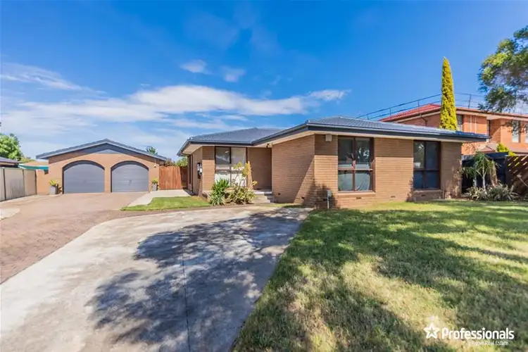 22 Empress Way, Melton West VIC 3337