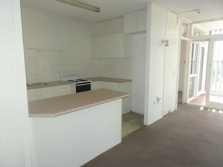 Sixth view of Homely apartment listing, 7A/34 Hanlan Street, Surfers Paradise QLD 4217