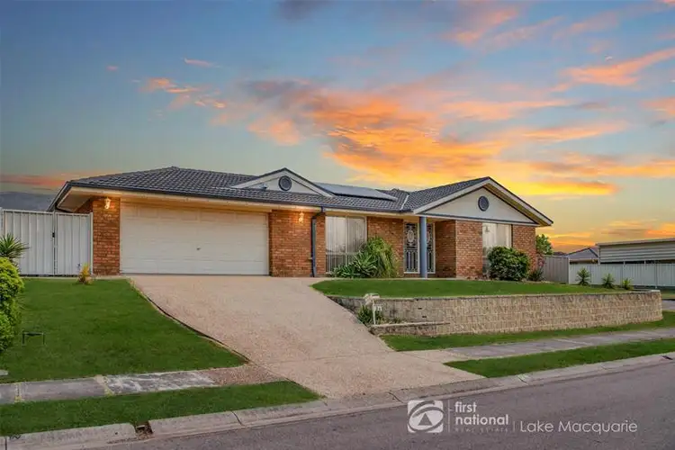 24 Araminta Chase, Cameron Park NSW 2285