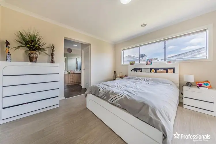 Fourth view of Homely house listing, 9 Blakewater Crescent, Weir Views VIC 3338