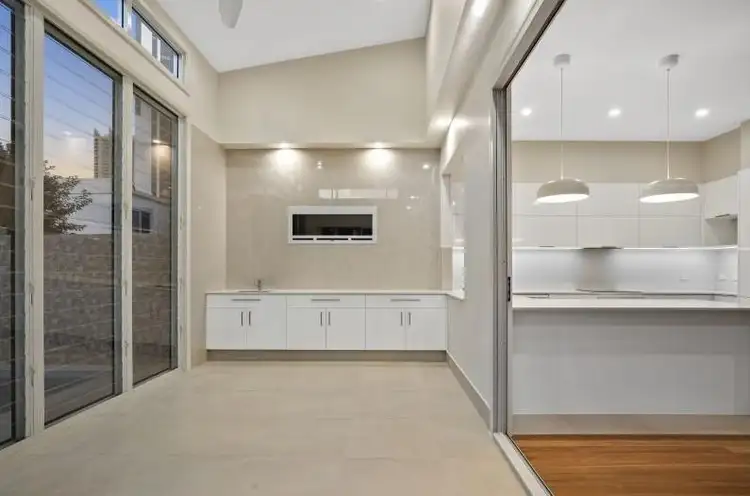 Sixth view of Homely villa listing, 29 Pine Avenue, Surfers Paradise QLD 4217