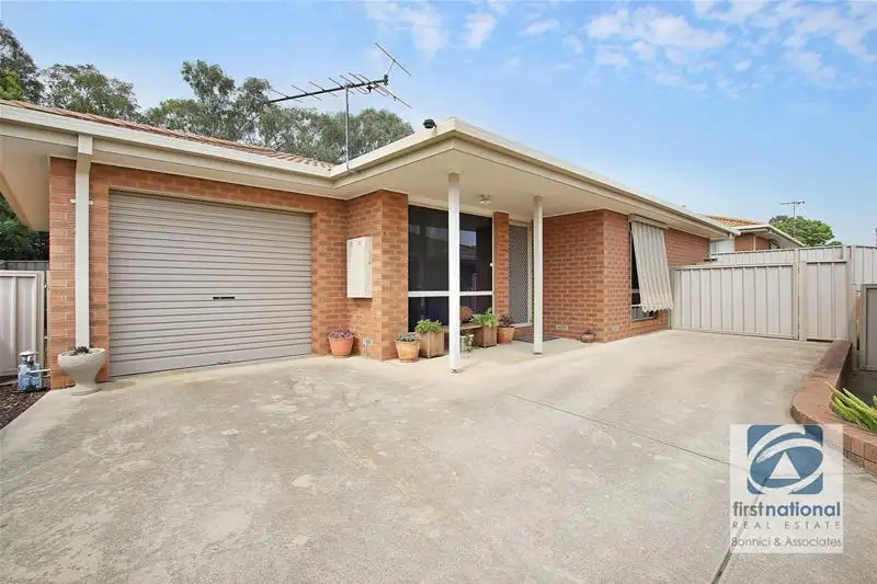 Main view of Homely unit listing, 2/21 Kingsbury Court, West Wodonga VIC 3690