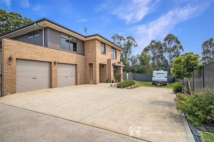 4 Craighill Crescent, Cameron Park NSW 2285