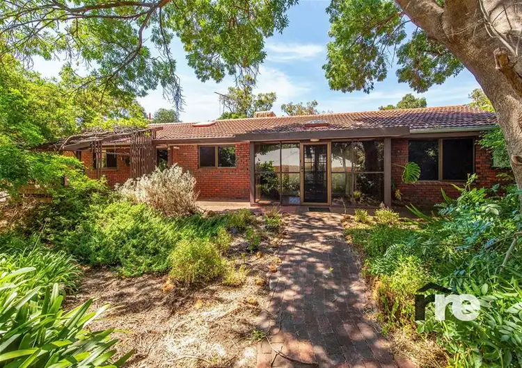 8 Croasdale Road, Roleystone WA 6111