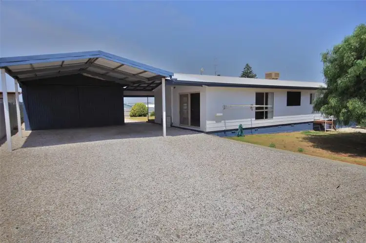 110 Bayview Road, Point Turton SA 5575