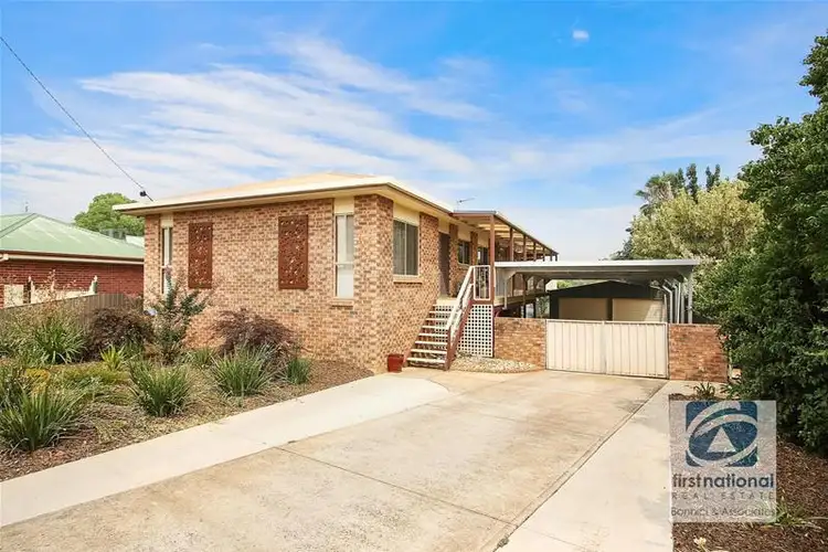 9 Peacock Avenue, West Wodonga VIC 3690