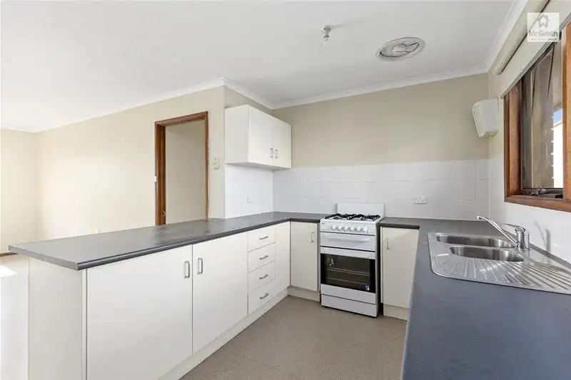 Main view of Homely house listing, 5 Candover Crescent, Huntfield Heights SA 5163