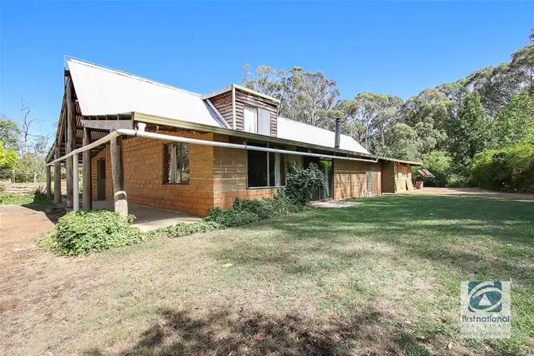 3 Mcananly Road, Beechworth VIC 3747