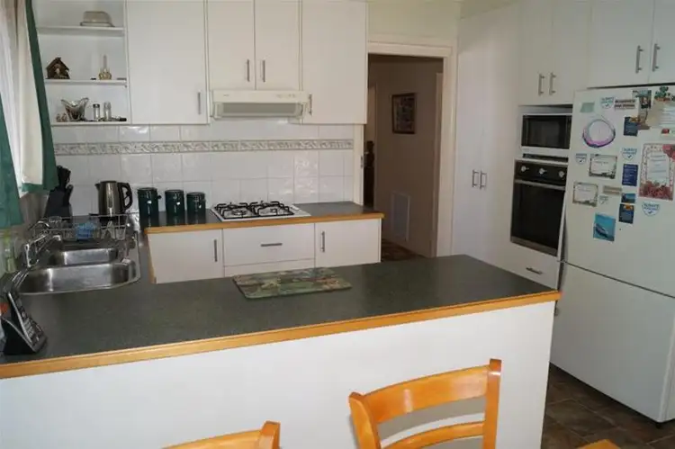 Fifth view of Homely house listing, 27 Murray Avenue, Numurkah VIC 3636