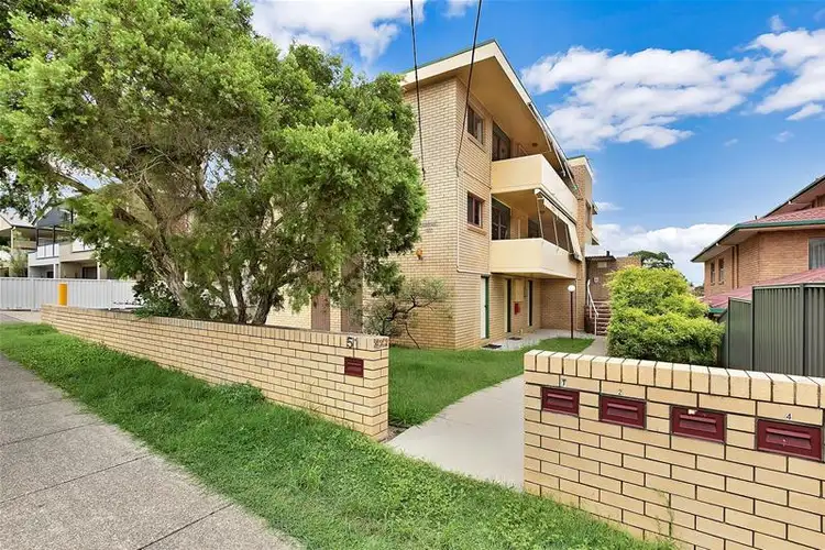 1/51 Amelia Street, Coorparoo QLD 4151
