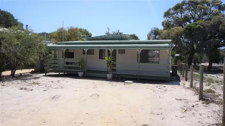 21 White Crescent, Loch Sport VIC 3851