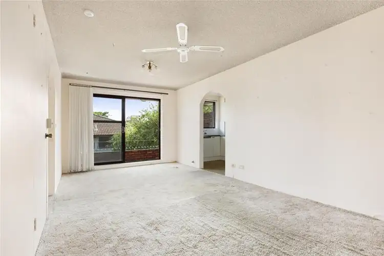 Second view of Homely unit listing, 10/95 Pacific Parade, Dee Why NSW 2099