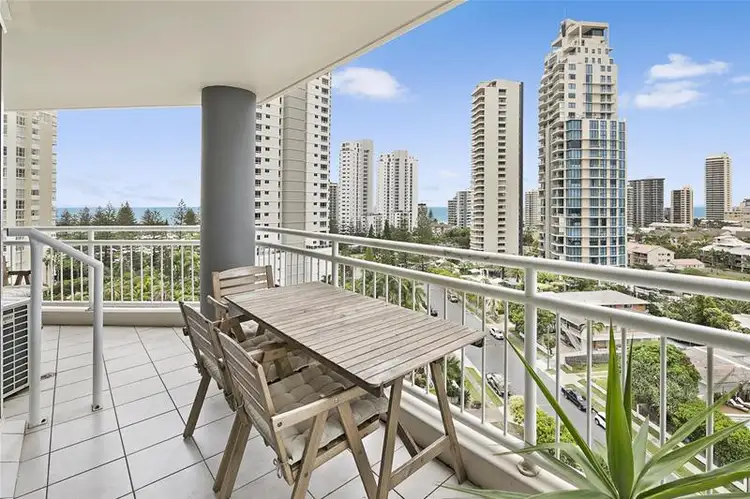 'OCEAN SANDS' 11 Hughes  Avenue, Main Beach QLD 4217