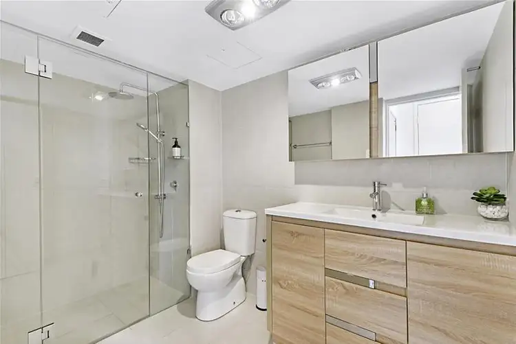 Sixth view of Homely apartment listing, 'THE NELSON' 5 Admiralty  Drive, Paradise Waters QLD 4217