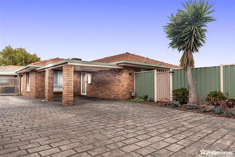 1/7 Haynes Court, Melton VIC 3337