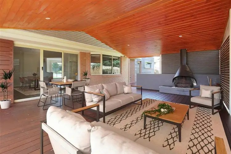 Second view of Homely house listing, 8 David Place, Wodonga VIC 3690