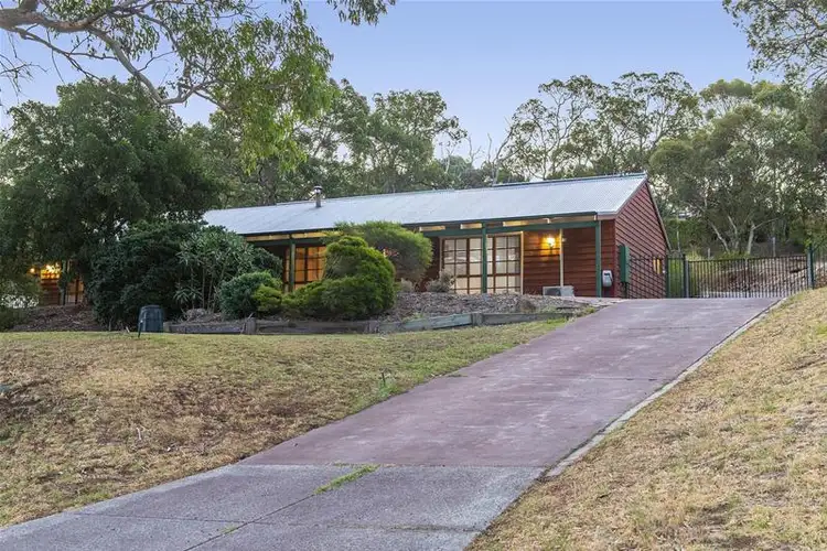 71 Amethyst Crescent, Mount Richon WA 6112