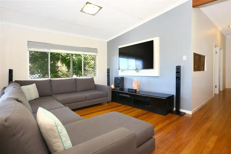 49 Yarrayne Road, Nerang QLD 4211