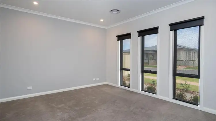 Fifth view of Homely house listing, 16 Cufari Drive, Red Cliffs VIC 3496