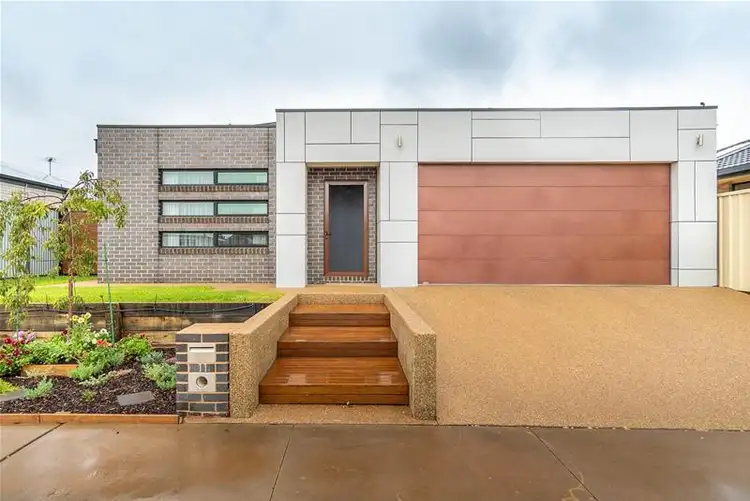 11 Philippa Crescent, Mildura VIC 3500