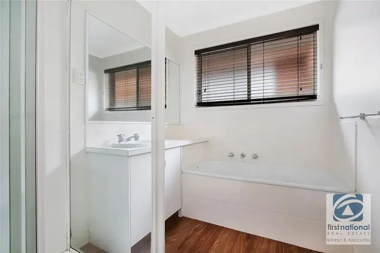 Sixth view of Homely unit listing, 1/13 Templeton Place, West Wodonga VIC 3690