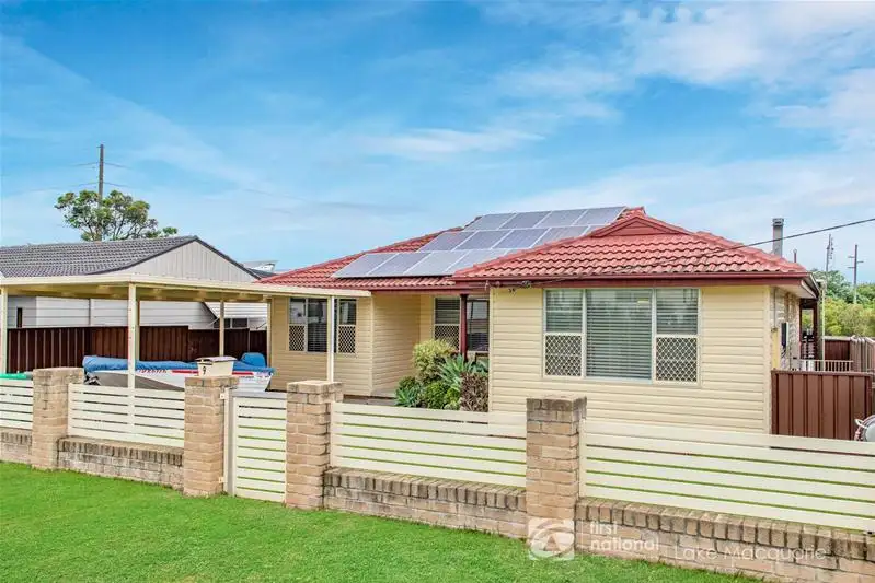 Main view of Homely house listing, 9 Raggatt Crescent, Edgeworth NSW 2285