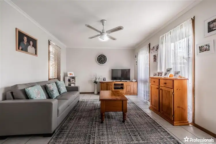 Second view of Homely house listing, 21 Pamela Court, Melton West VIC 3337