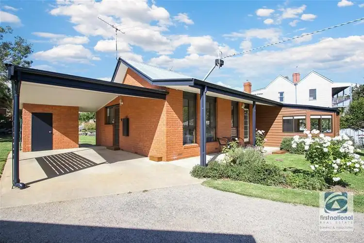 1/6 Dowling Court, Beechworth VIC 3747