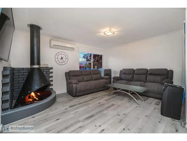 Fifth view of Homely house listing, 52 Taggerty Crescent, Meadow Heights VIC 3048