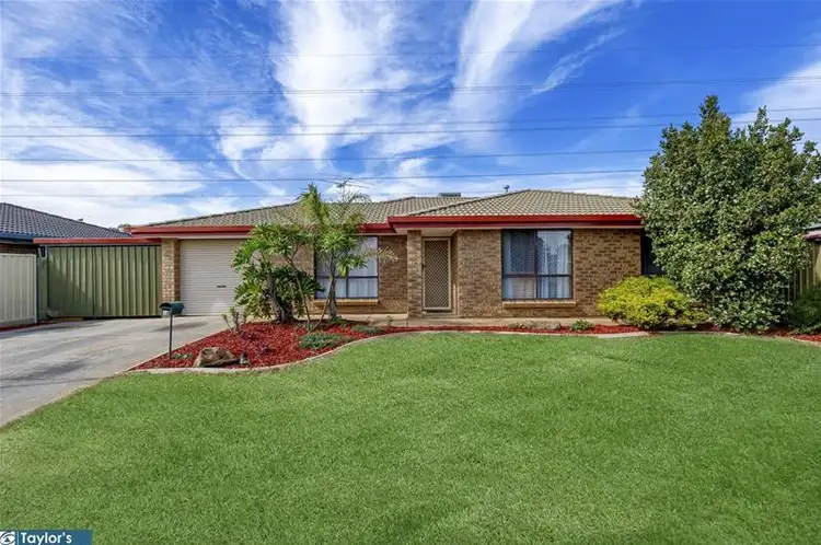 10 Deacon Court, Paralowie SA 5108