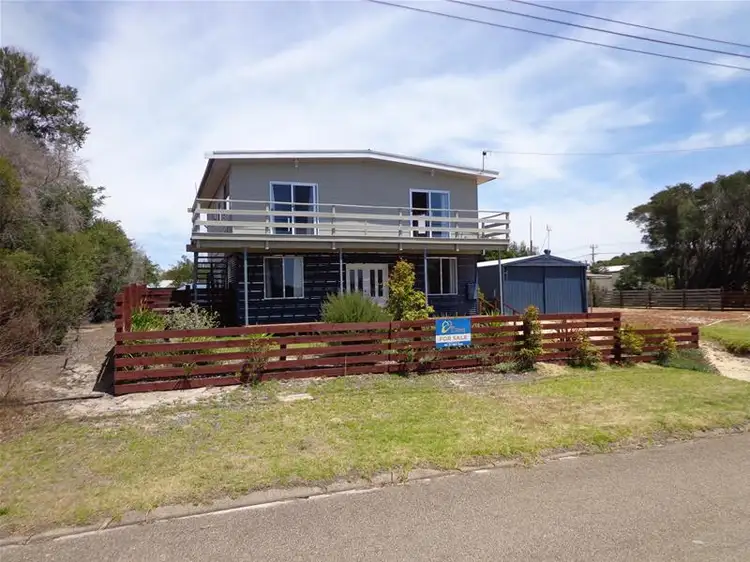 4 - 6 Echidna Street, Loch Sport VIC 3851