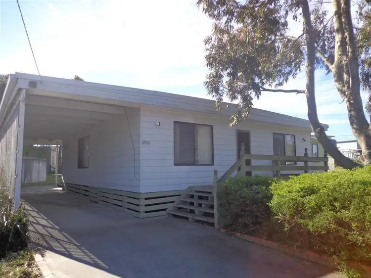 149 National Park Road, Loch Sport VIC 3851