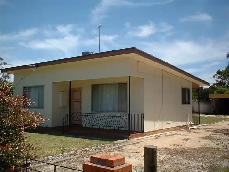 16 - 18 Wilhelm Street, Loch Sport VIC 3851