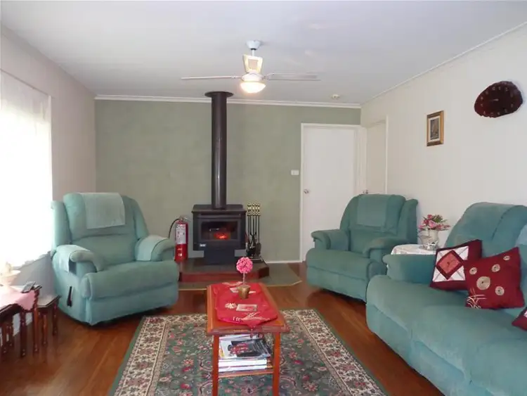 Sixth view of Homely house listing, 18 Christopher Court, Loch Sport VIC 3851