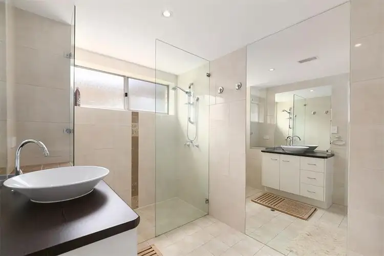 Fourth view of Homely apartment listing, 2/34 Macaulay Street, Coorparoo QLD 4151