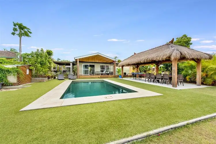 55 Rapallo Avenue, Isle Of Capri QLD 4217