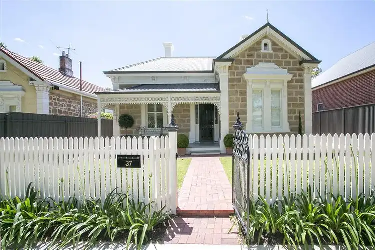 37 Harrow Road, St Peters SA 5069