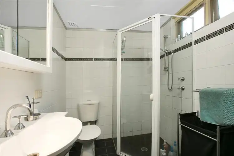 Fifth view of Homely unit listing, 1/10 Grafton Crescent, Dee Why NSW 2099